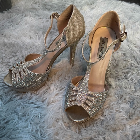 Steve Madden Heels - Picture 2 of 4